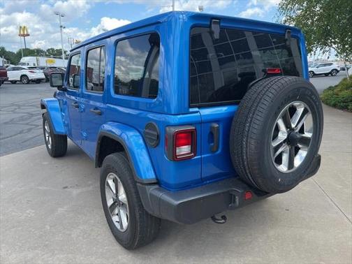 2023 Jeep Wrangler 4-Door Sahara