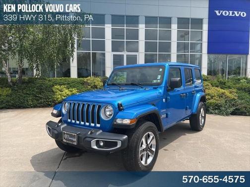 2023 Jeep Wrangler 4-Door Sahara