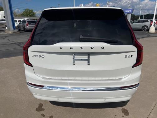 2026 Volvo XC90 B6 Plus 7-Seater