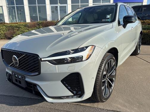 2026 Volvo XC60 B5 Ultra