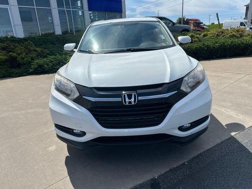 White Orchid 2017 Honda HR-V EX