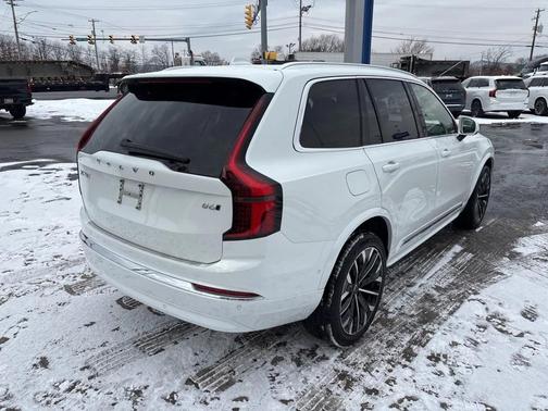 2026 Volvo XC90 Plus, B6 AWD Gas (mild hybrid), Gasoline, Bright, 7 Seats