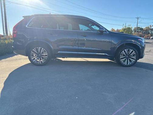 2022 Volvo XC90 Recharge Plug-In Hybrid T8 Inscription Expression 6 Passenger
