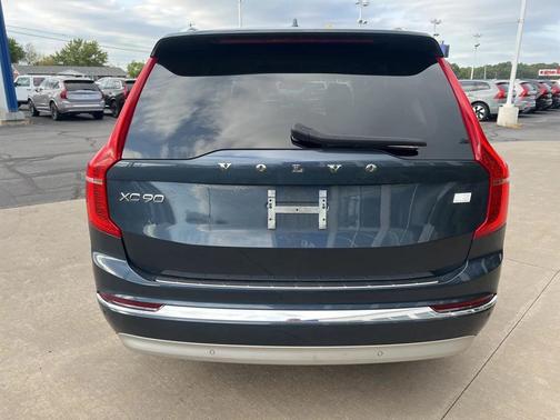 2022 Volvo XC90 Recharge Plug-In Hybrid T8 Inscription Expression 6 Passenger