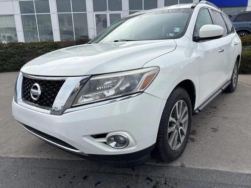 2015 Nissan Pathfinder SV