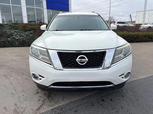 2015 Nissan Pathfinder SV