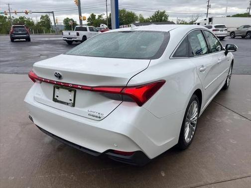 2020 Toyota Avalon Hybrid Limited