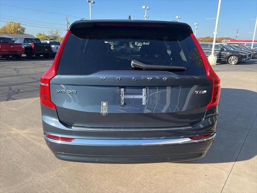 2025 Volvo XC90 Plug-In Hybrid T8 Ultra 6-Seater