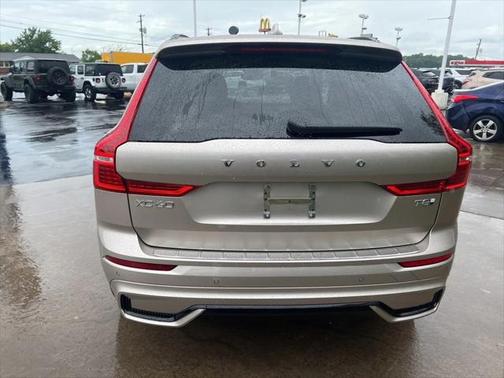 2025 Volvo XC60 Plug-In Hybrid T8 Ultra