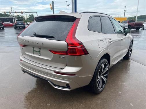 2025 Volvo XC60 Plug-In Hybrid T8 Ultra