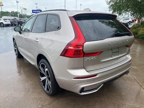 2025 Volvo XC60 Plug-In Hybrid T8 Ultra