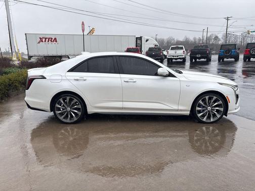 2021 Cadillac CT4 Sport