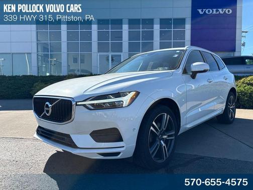 Crystal White Pearl 2019 Volvo XC60 T5 Momentum