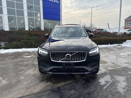2023 Volvo XC90 B6 Core