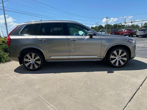 Pebble Grey Metallic 2022 Volvo XC90 T6 Inscription