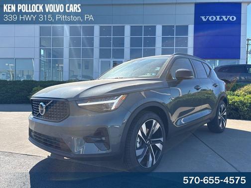 Forest Lake 2026 Volvo XC40 Ultra, B5 AWD Gas (mild hybrid), Dark