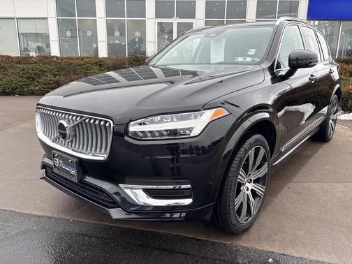 2023 Volvo XC90 B6 Ultimate 6-Seater