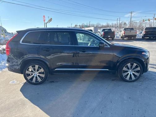 2023 Volvo XC90 B6 Ultimate 6-Seater