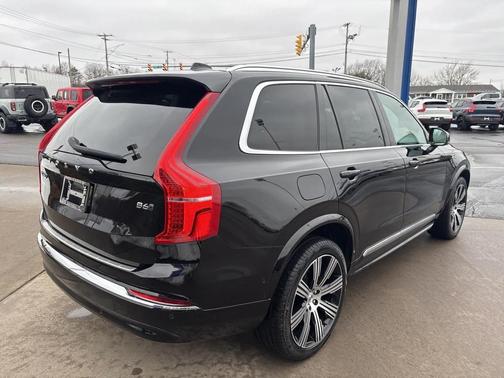 2023 Volvo XC90 B6 Ultimate 6-Seater