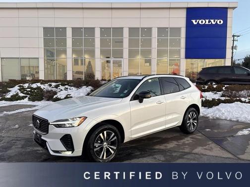 2025 Volvo XC60 B5 Core