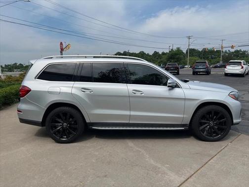 2019 Mercedes-Benz GLS 450 4MATIC