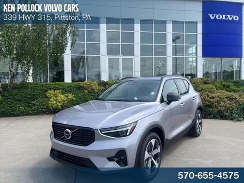 2026 Volvo XC40 B5 Plus