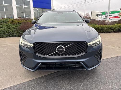 2026 Volvo XC60 B5 Core