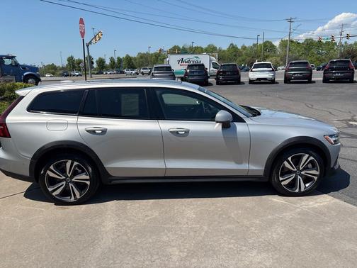 Silver Dawn Metallic 2025 Volvo V60 Cross Country Plus, B5 AWD Gas (mild hybrid)