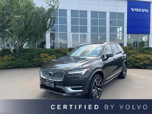 2024 Volvo XC90 B6 Plus Bright Theme 7-Seater