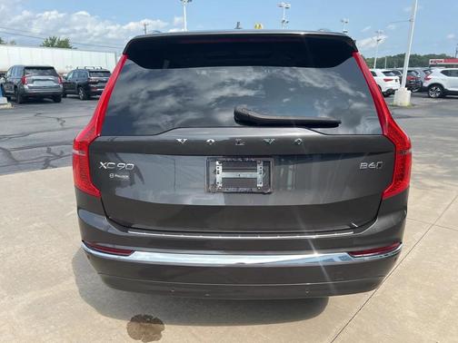 2024 Volvo XC90 B6 Plus Bright Theme 7-Seater