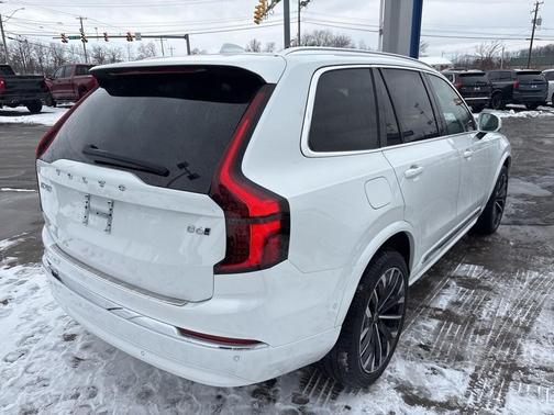 2026 Volvo XC90 B6 Plus 7-Seater