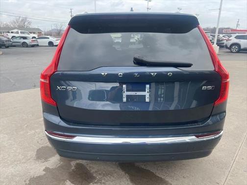 2025 Volvo XC90 B5 Plus