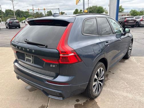 Denim Blue Metallic 2024 Volvo XC60 B5 Plus Dark Theme