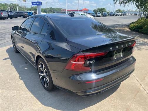 2025 Volvo S60 B5 Plus