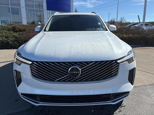 2026 Volvo XC90 Plus, B5 AWD Gas (mild hybrid), Gasoline, Bright, 7 Seats