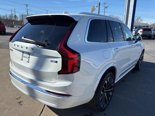 2026 Volvo XC90 Plus, B5 AWD Gas (mild hybrid), Gasoline, Bright, 7 Seats