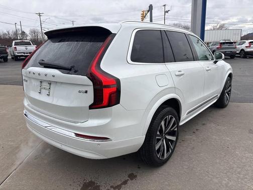 2026 Volvo XC90 Core, B5 AWD Gas (mild hybrid), Gasoline, Bright, 7 Seats