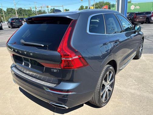 Denim Blue Metallic 2021 Volvo XC60 T5 Inscription
