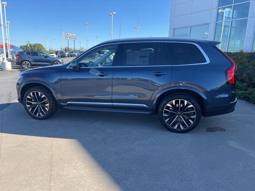 2026 Volvo XC90 B6 Ultra 7-Seater