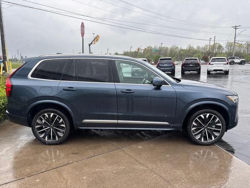 Denim Blue Metallic 2026 Volvo XC90 B6 Ultra 7-Seater