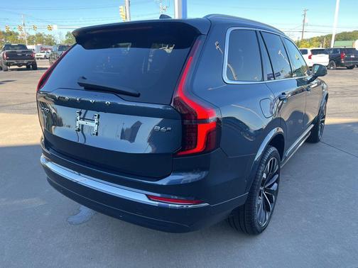 2026 Volvo XC90 B6 Ultra 7-Seater