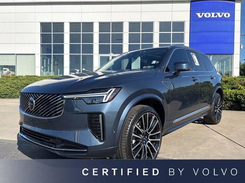 Denim Blue Metallic 2025 Volvo XC90 B5 Plus 6-Seater