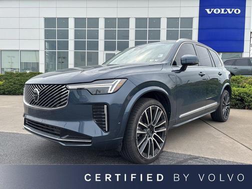 Denim Blue Metallic 2025 Volvo XC90 B5 Plus 6-Seater