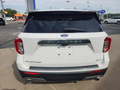 2022 Ford Explorer Platinum