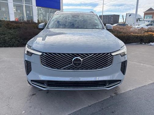 2026 Volvo XC90 Plus, B6 AWD Gas (mild hybrid), Gasoline, Bright, 7 Seats