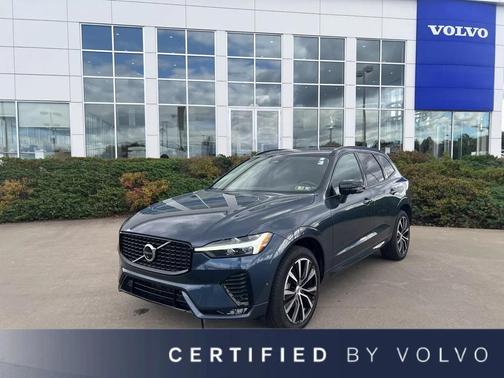 2023 Volvo XC60 B5 Plus Dark Theme