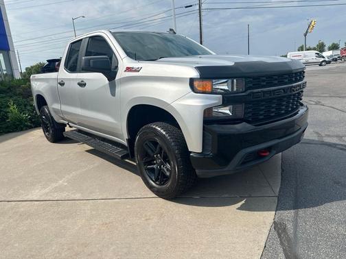 Silver Ice Metallic 2020 Chevrolet Silverado 1500 Custom Trail Boss