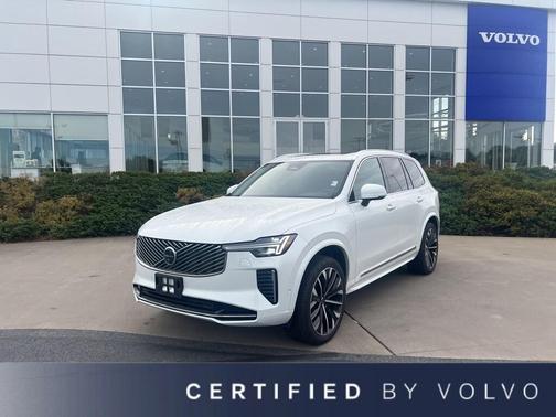 2025 Volvo XC90 B5 Plus 7-Seater