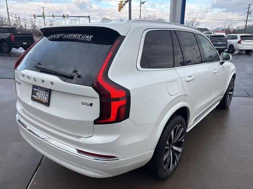 2026 Volvo XC90 B6 Core