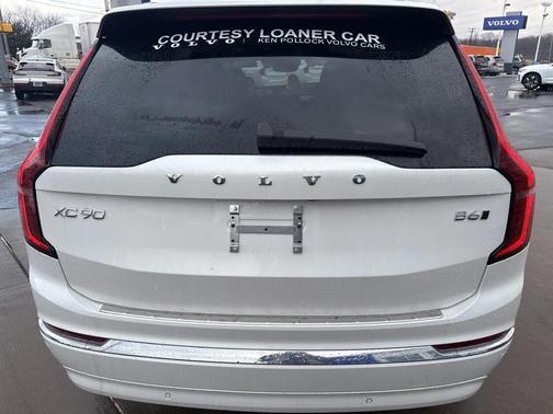 2026 Volvo XC90 B6 Core